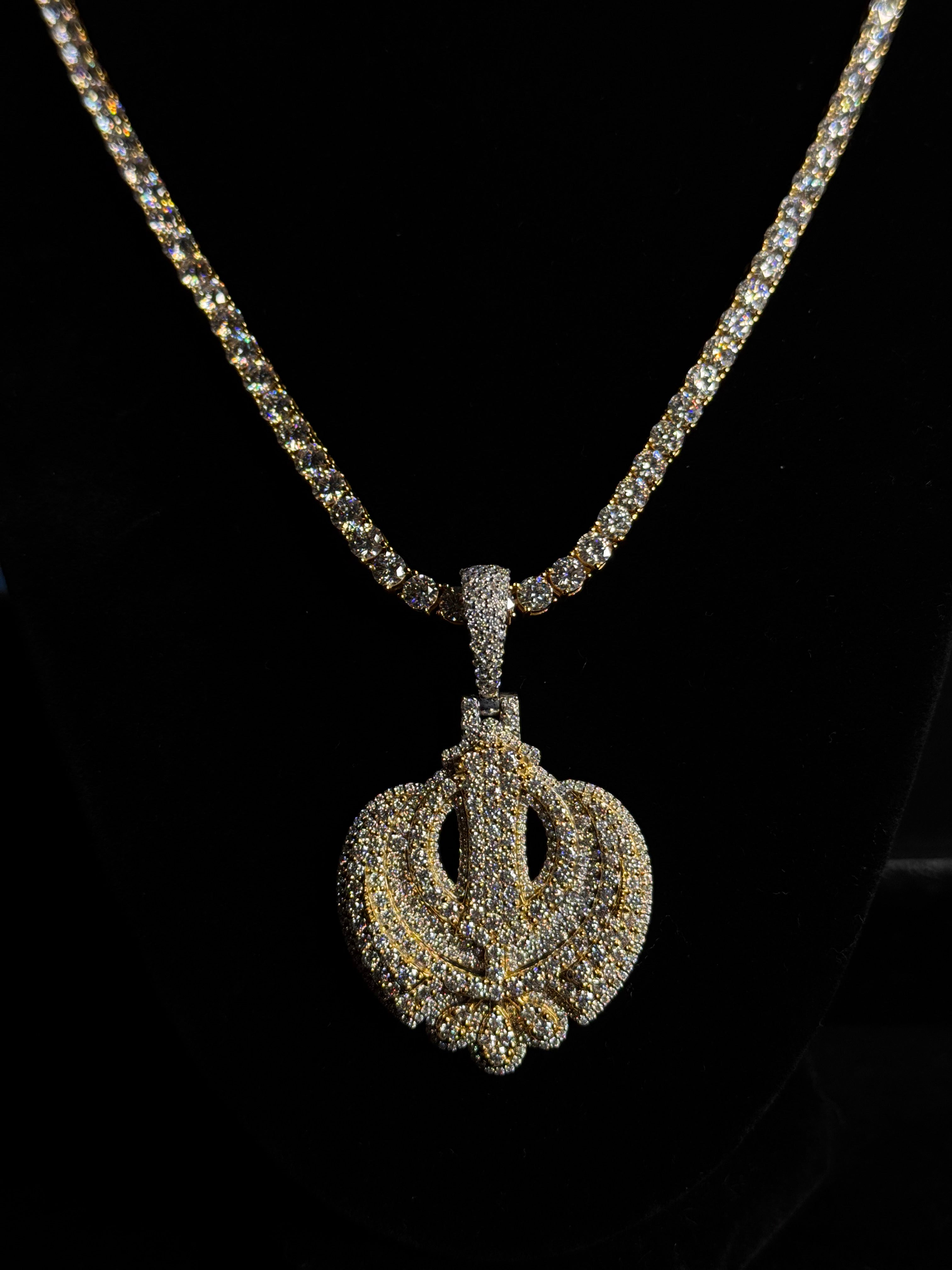1.5 inch VVS Khanda pendant