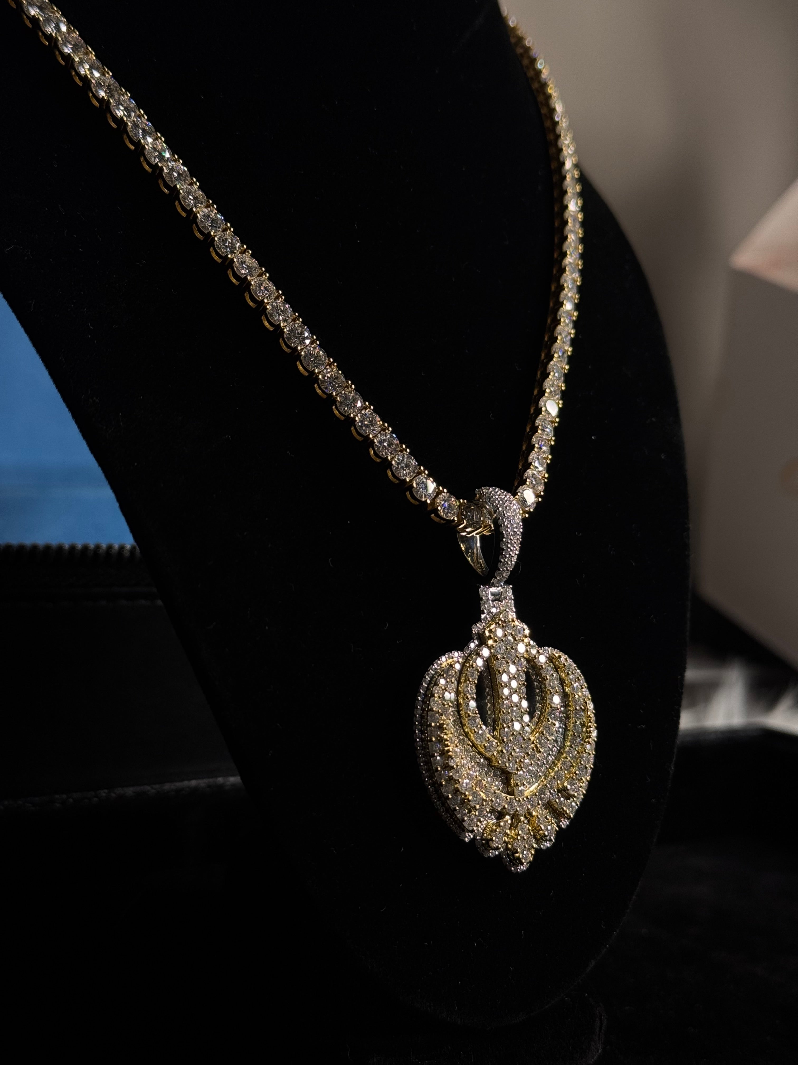 1.5 inch VVS Khanda pendant