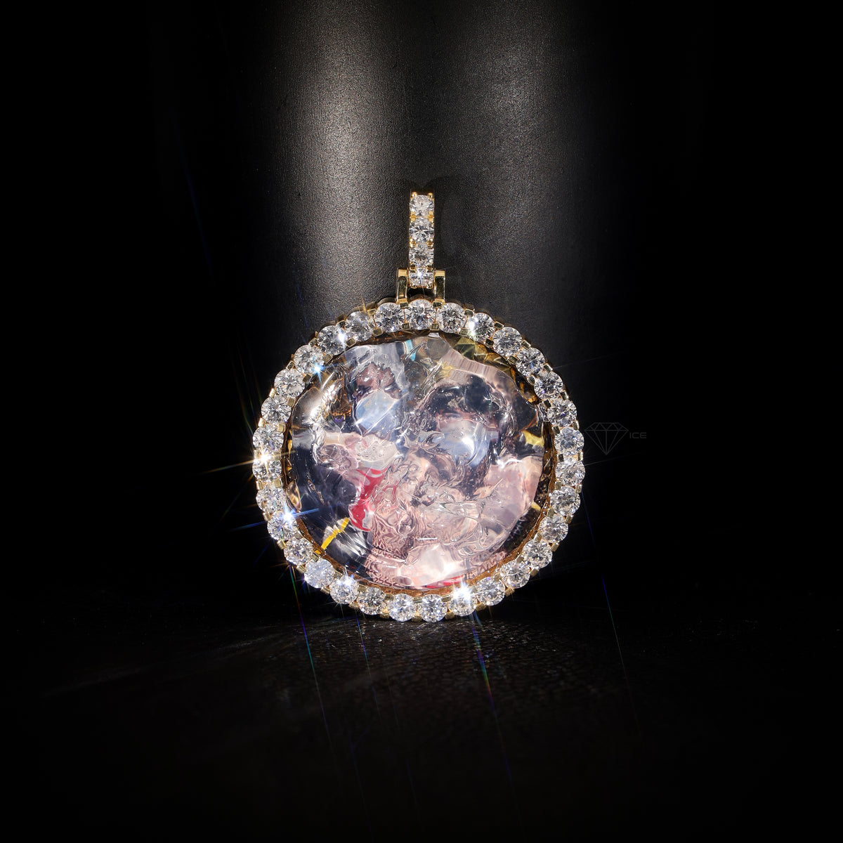 Custom photo pendant