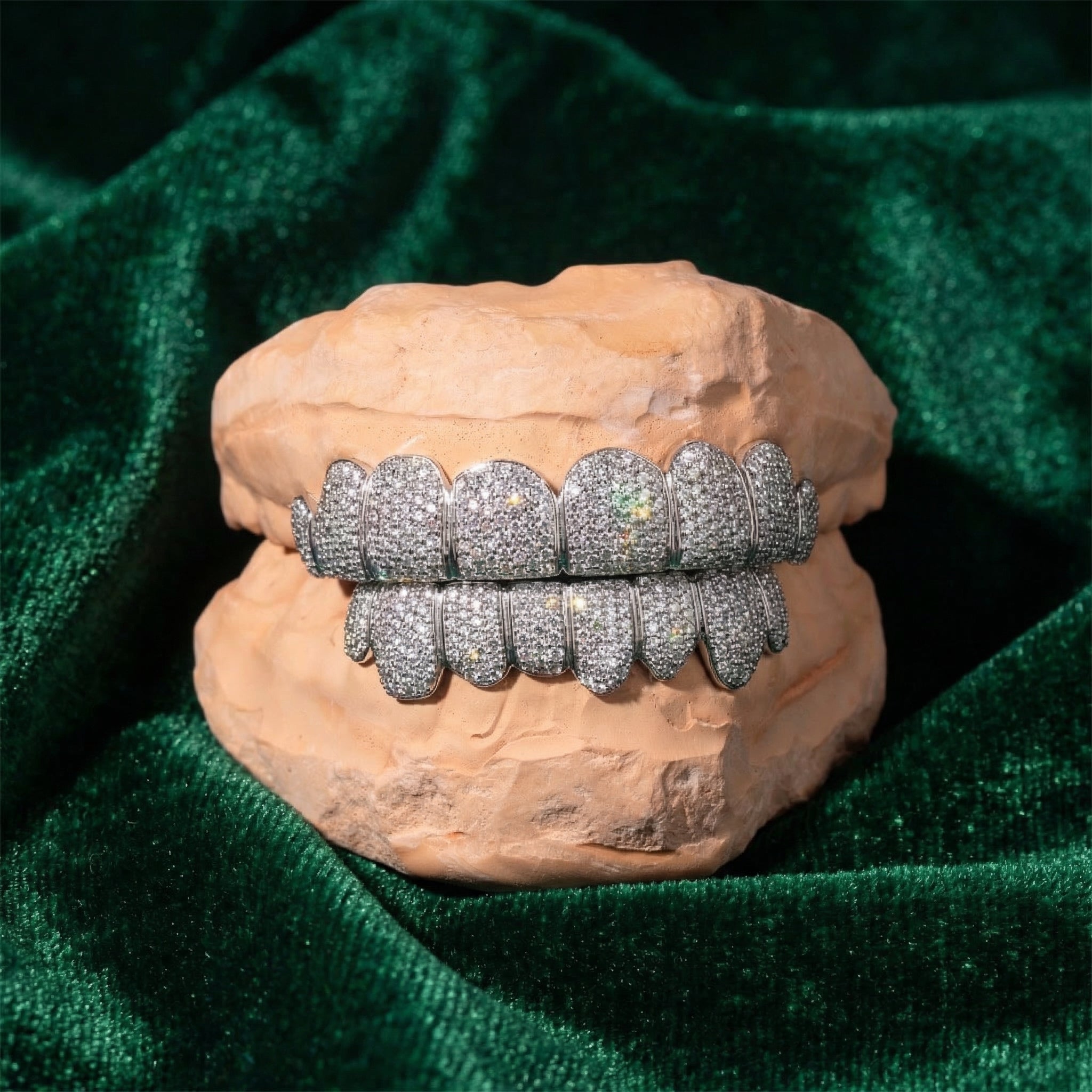 11ct VVS GRILLZ FULL SET