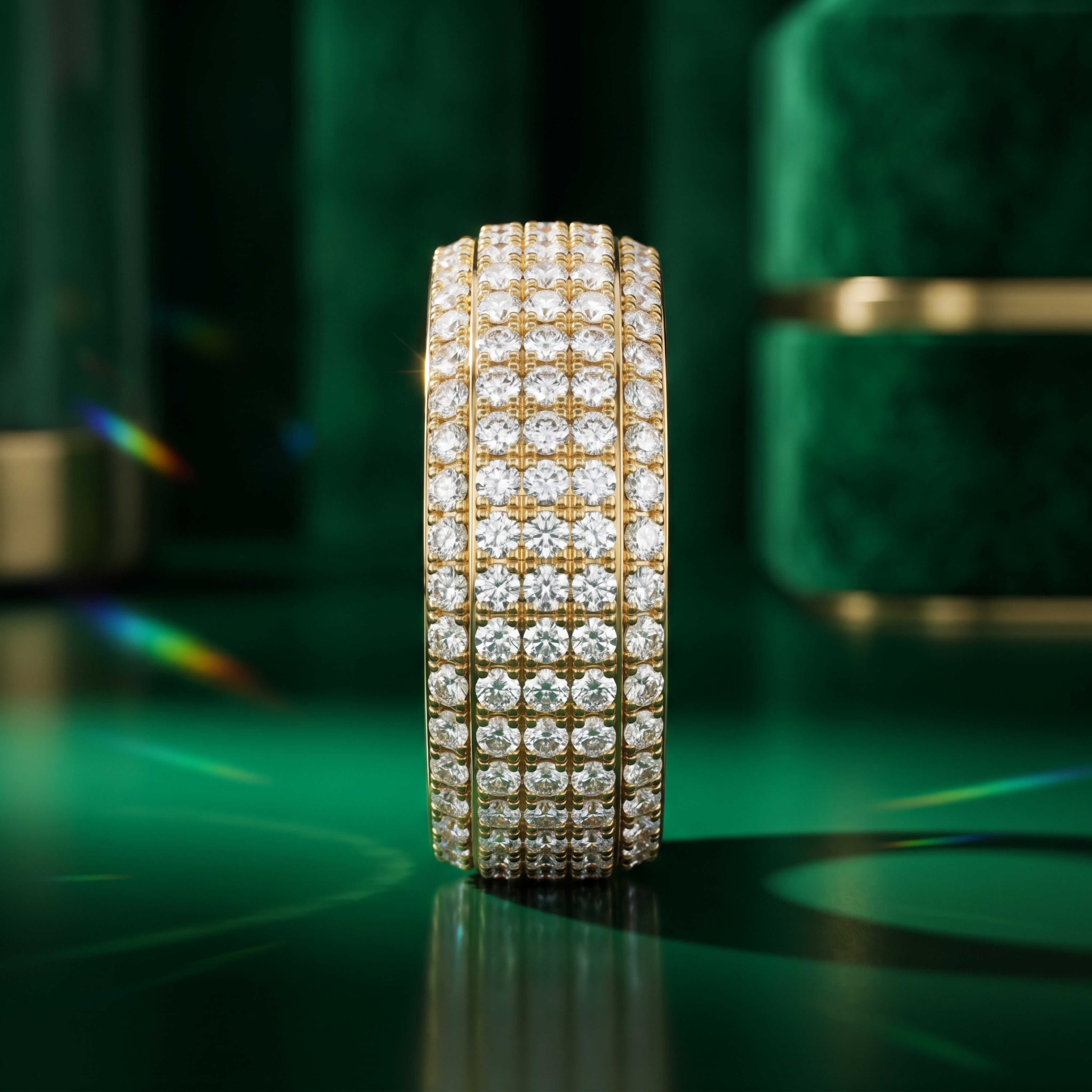 2.80 CT 18k Gold VVS DIAMONDS BAND