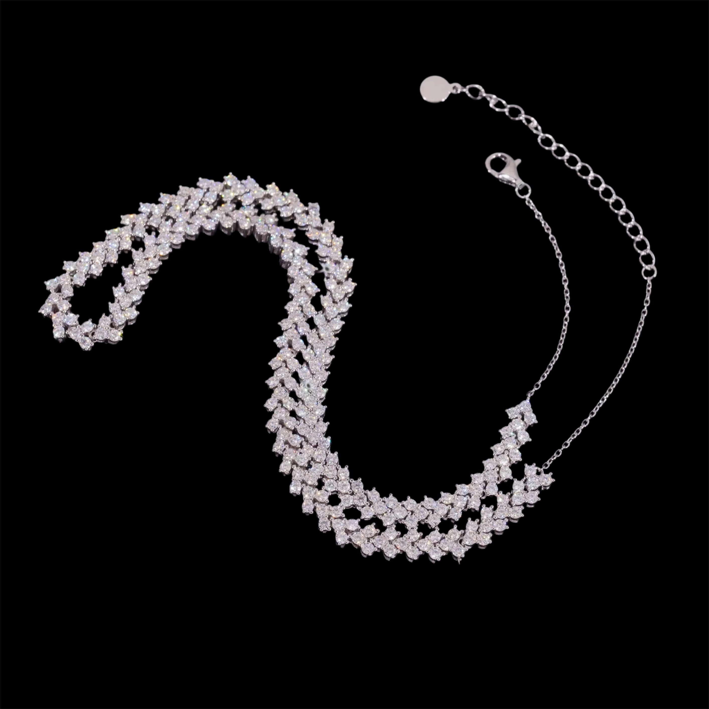 Diamond-Cut V-Linked Tennis necklace