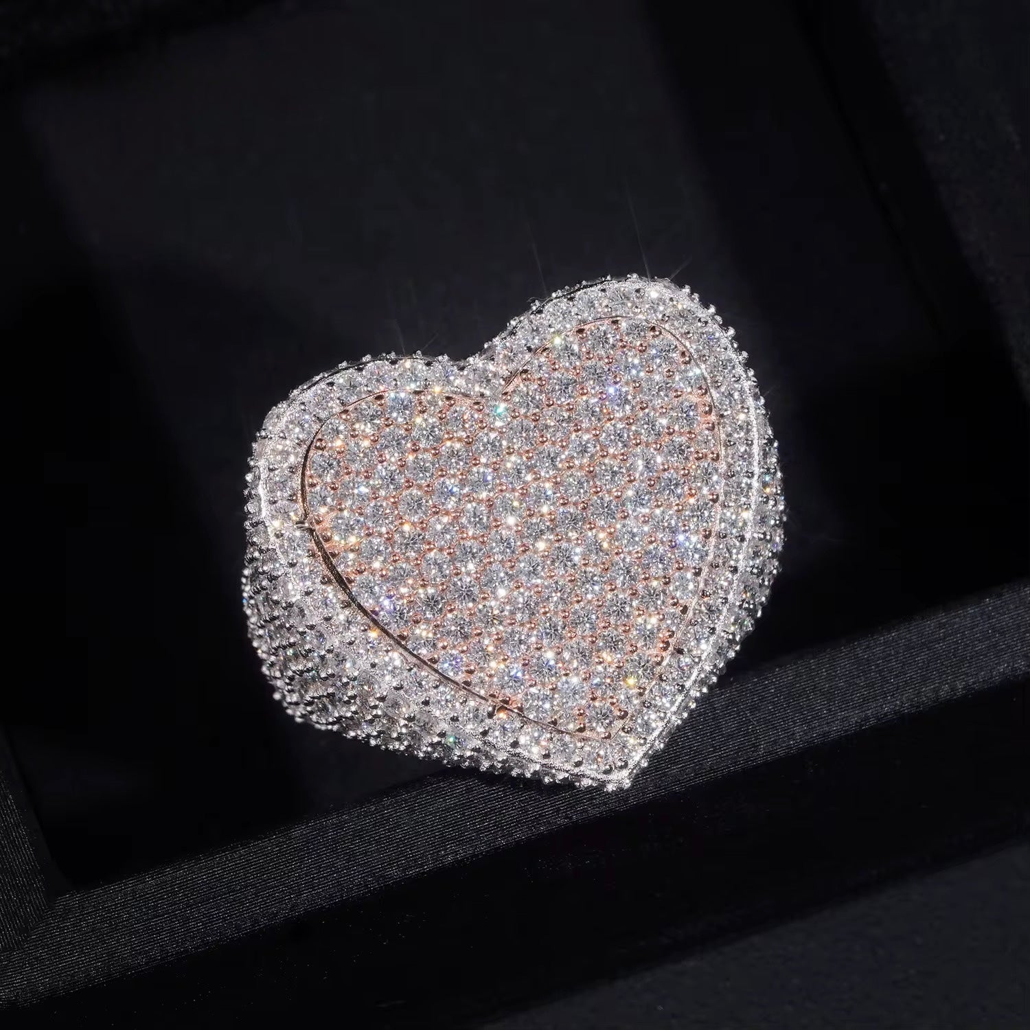 S925  VVS Heart Iced Ring