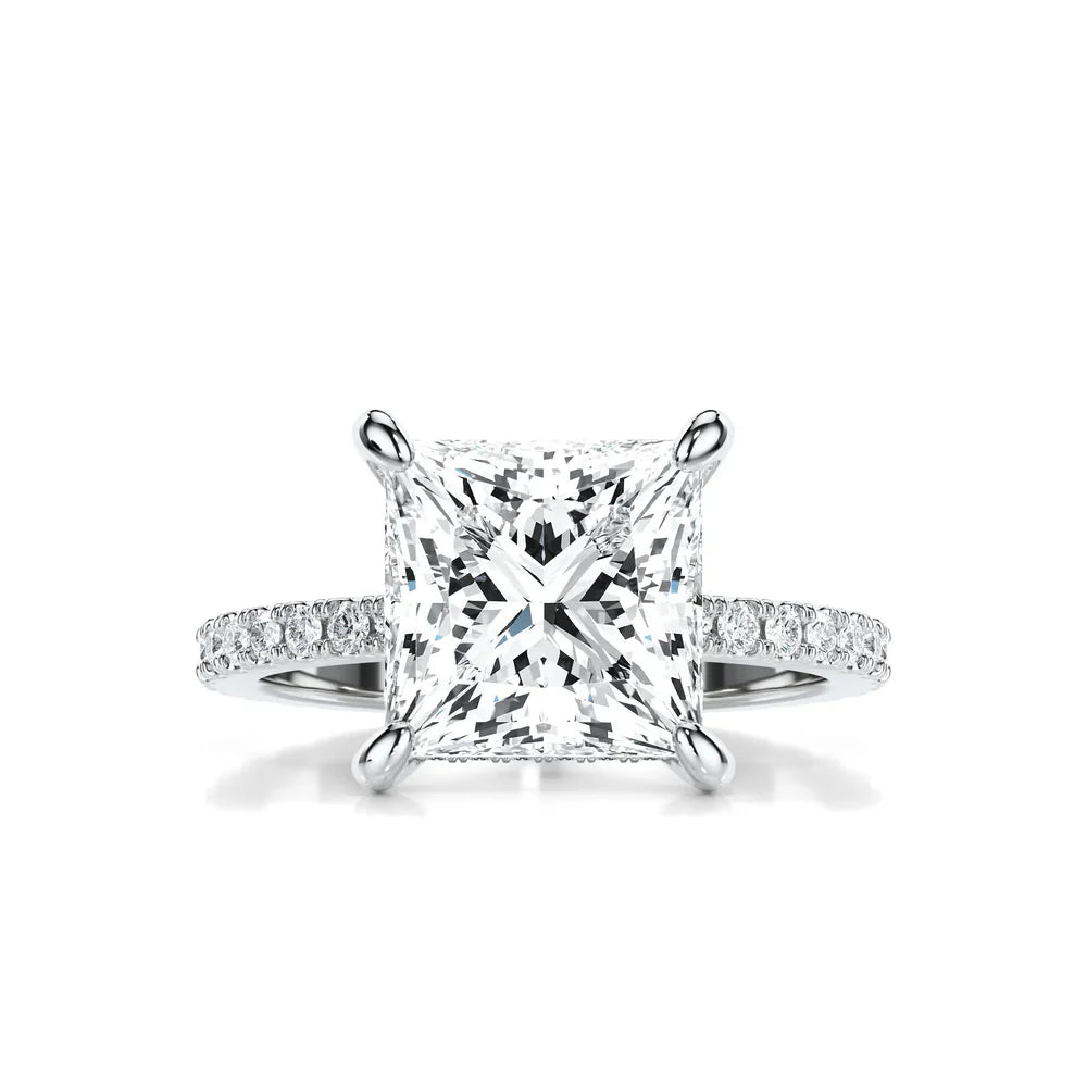 3ct Princess cut 18K gold Ring