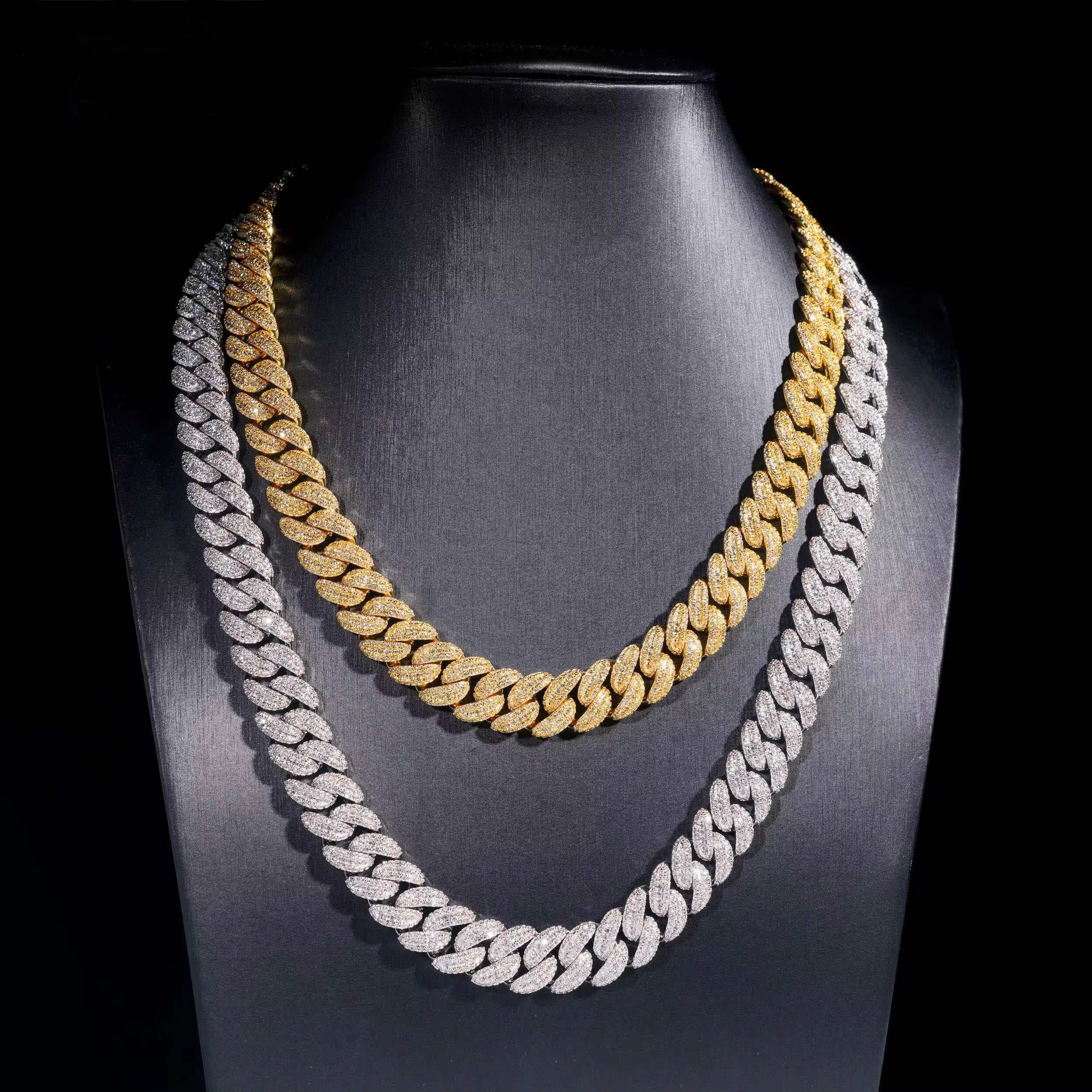 13.5mm 18K Gold-Plated Cuban Link Chain