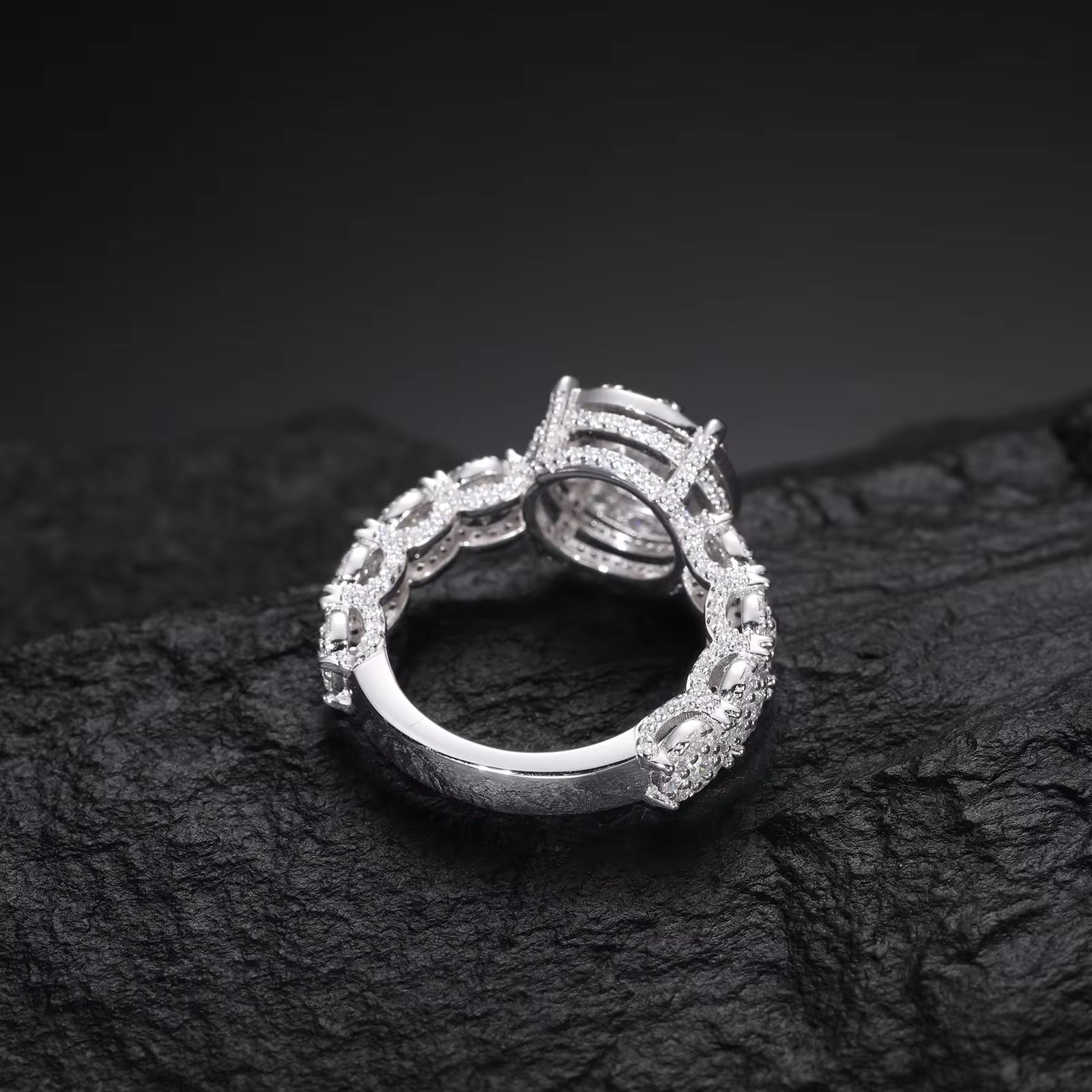 Men VVS Moissanite Ring