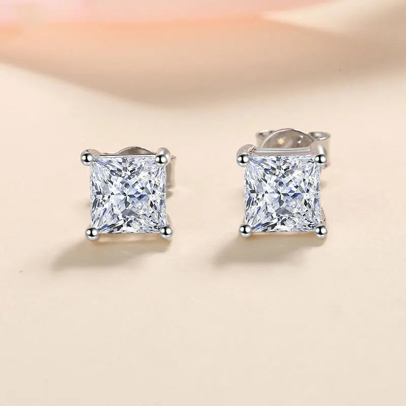 VVS1 S925 Princess Cut Stud Earrings