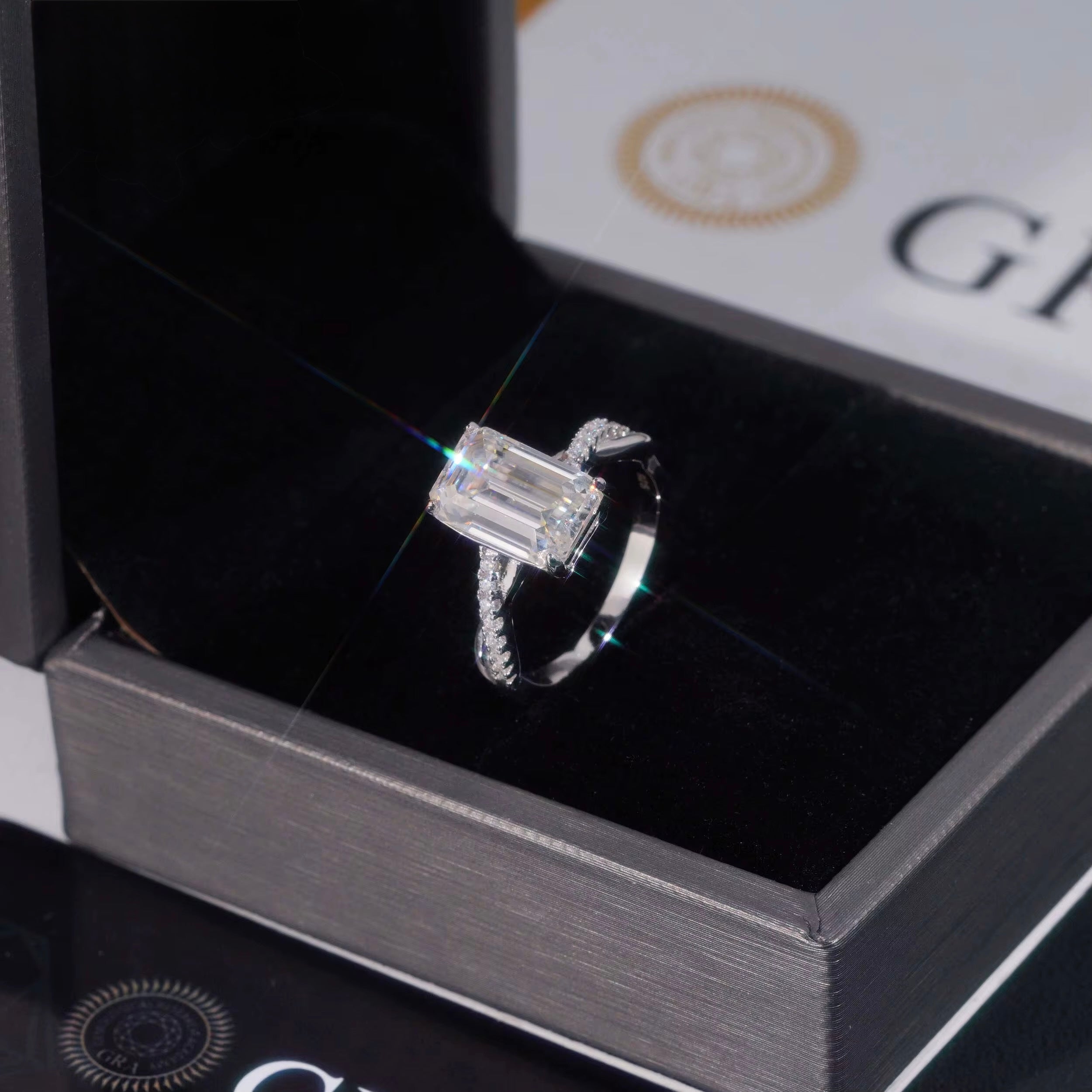 4ct emerald cut vvs s925 ring