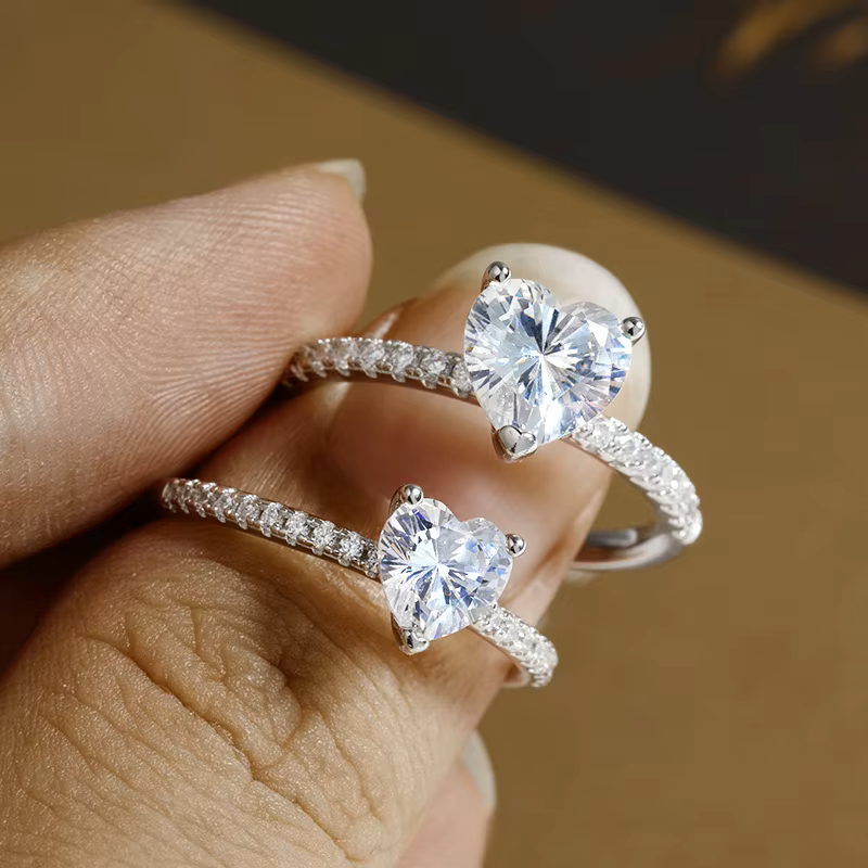 1-2CT VVS HEART RING